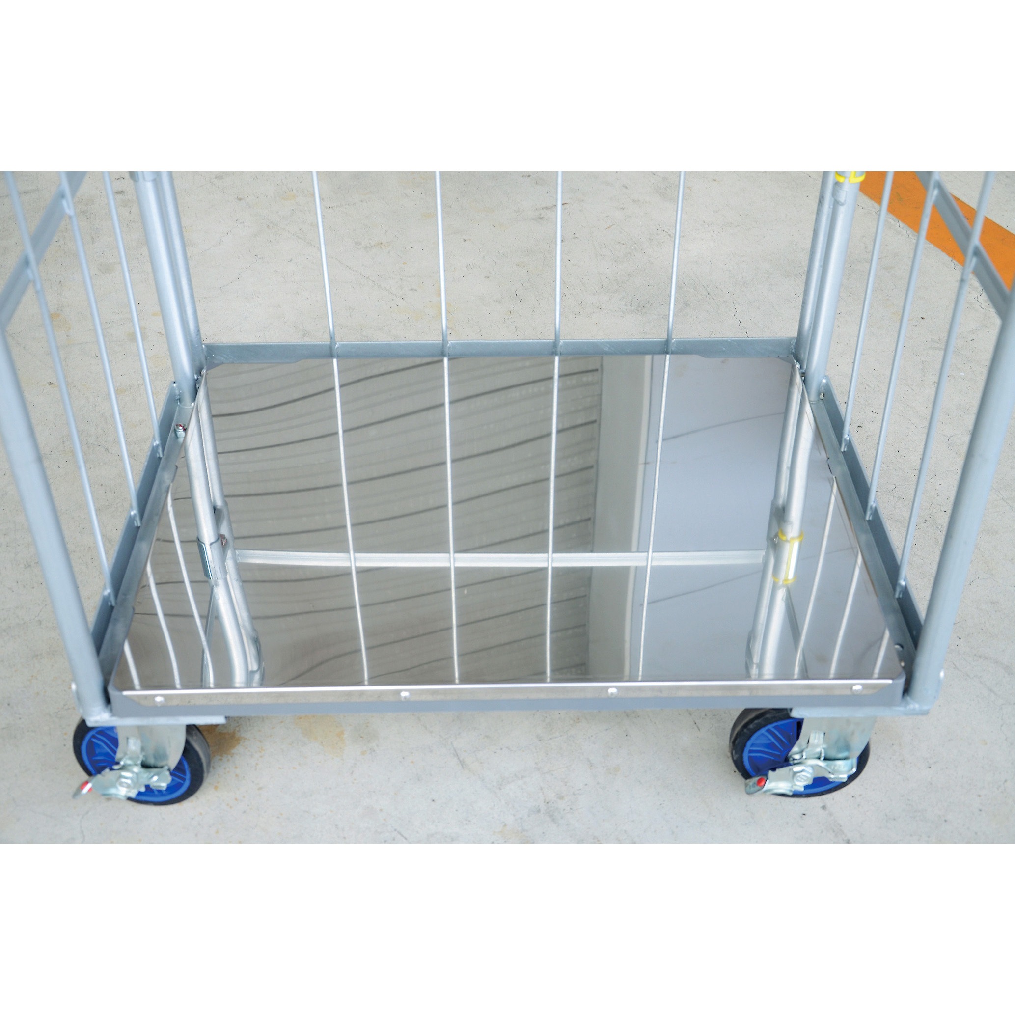 WKP-8565ZAM-SU カーゴプレスタZAM 床板プラスチック ステンレス貼り