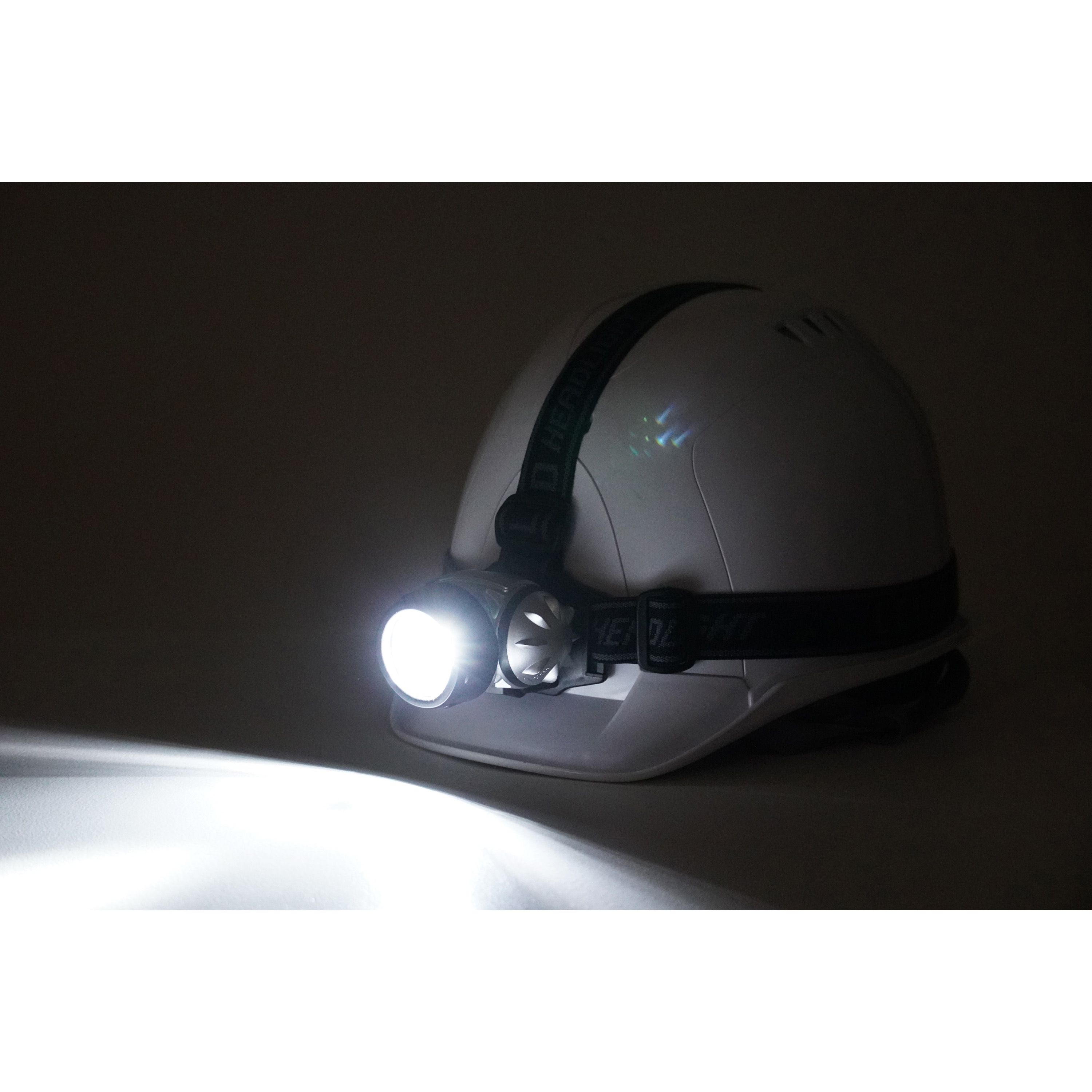 楽天市場】ヘッドライト 充電式 10W 855lm 強力 着脱式 LED 充電