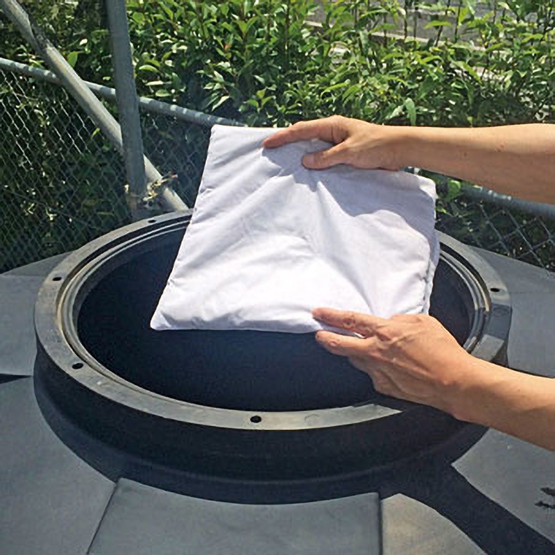 MM-30 高性能油吸着材アブラトール  環境配慮型 マットタイプ 油専用 JOHNAN オイル対応 寸法300×300×20mm 1ケース(50枚)