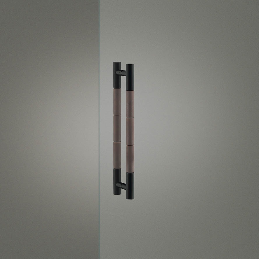 G1268-26-131 【オーダー】ドアハンドル 丸型 ストレートタイプ (陶器 玄釉)G1268 UNION(ユニオン) 内外1組仕様