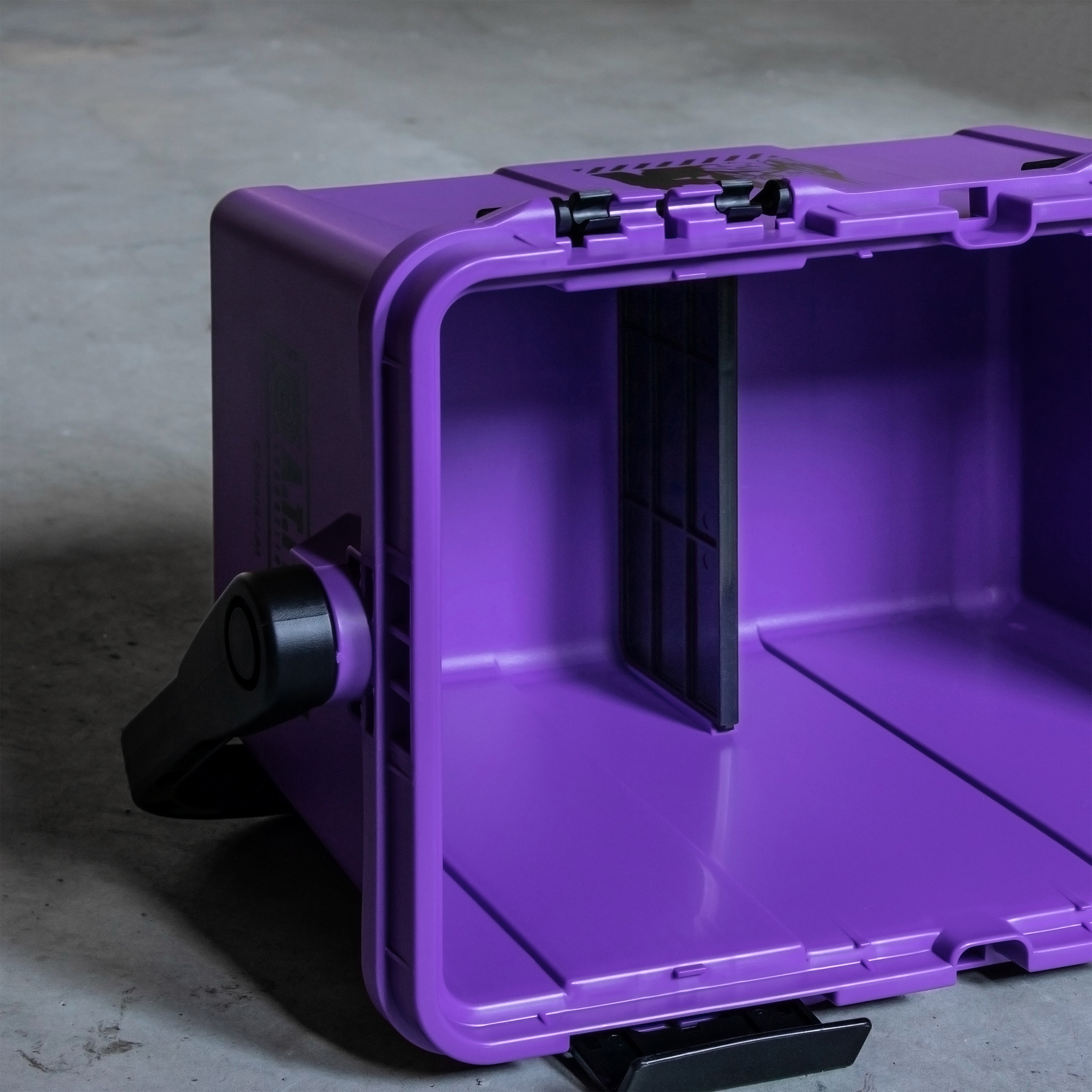 ATF-101 ツールボックス 17L エヴァンゲリオン 1箱 A.T.FIELD 【通販