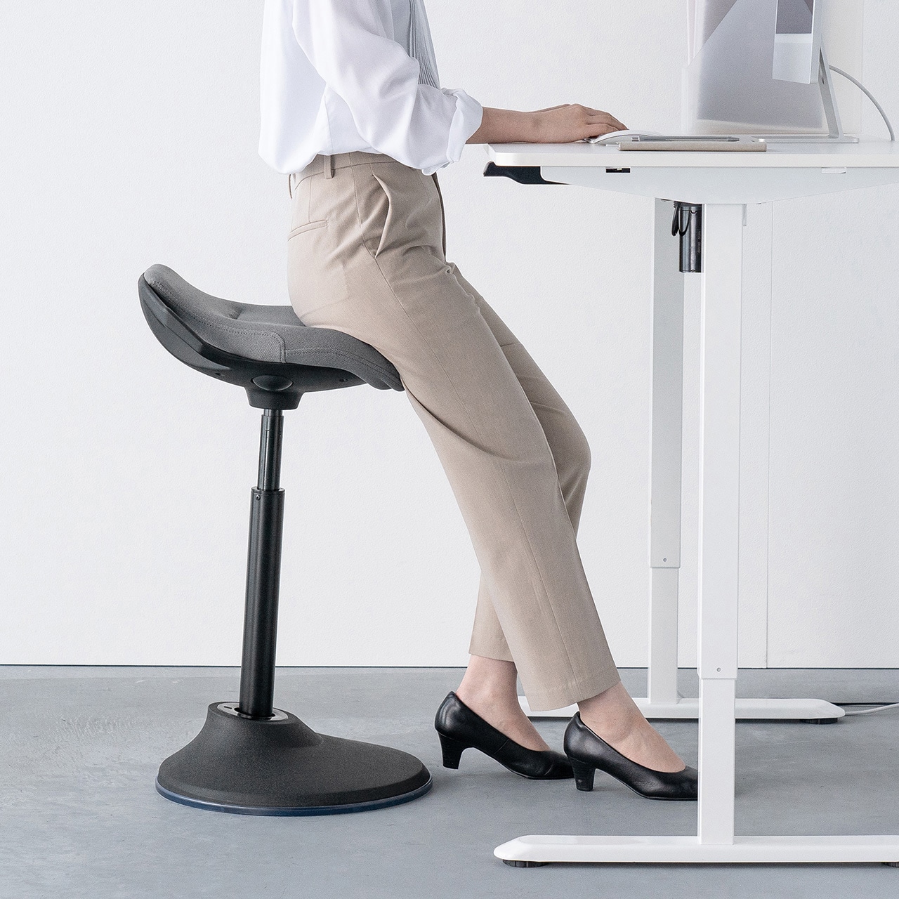 150-SNCERG22GY スツール サンワダイレクト グレー色 150-SNCERG22GY