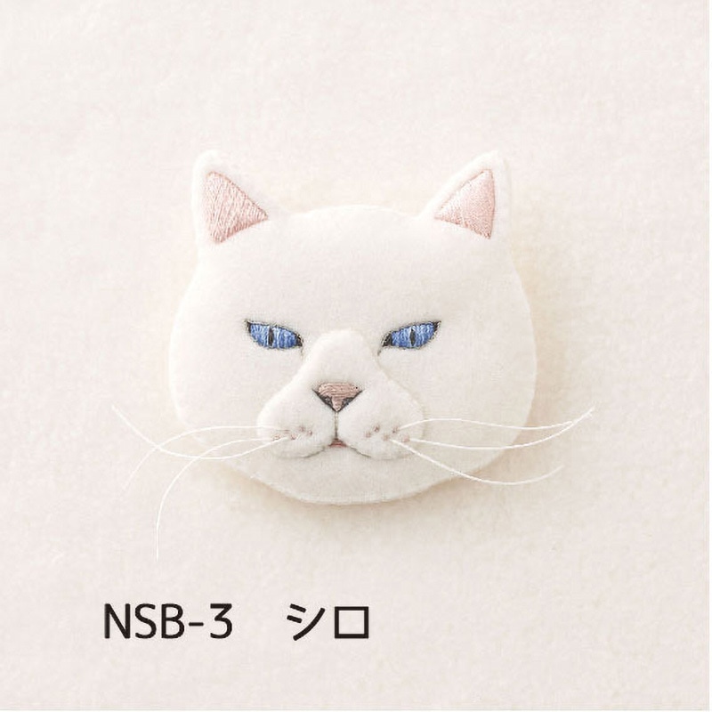 Musee猫イラストスカーフ＆FERAUDブローチセット NSB-3 キット フェルトと刺繍でつくる猫のブローチ サンフェルト