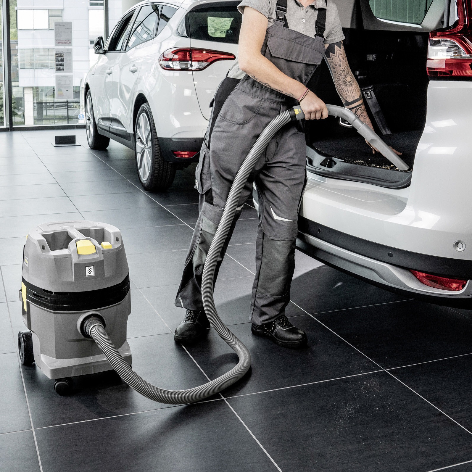 1.528-129.0 ケルヒャー(KARCHER) 業務用 乾湿両用掃除機 NT 22/1 Ap