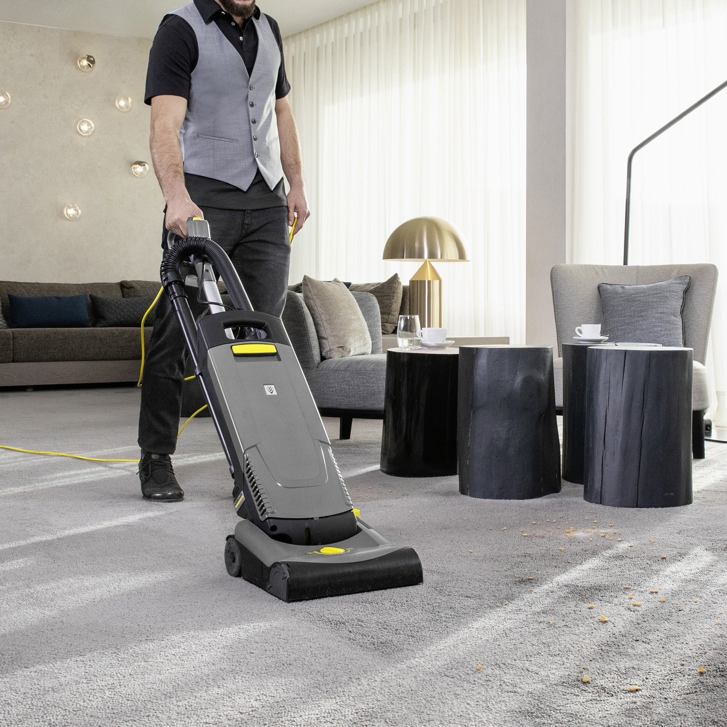 1.023-120.0 ケルヒャー(KARCHER) 業務用 アップライト式バキューム