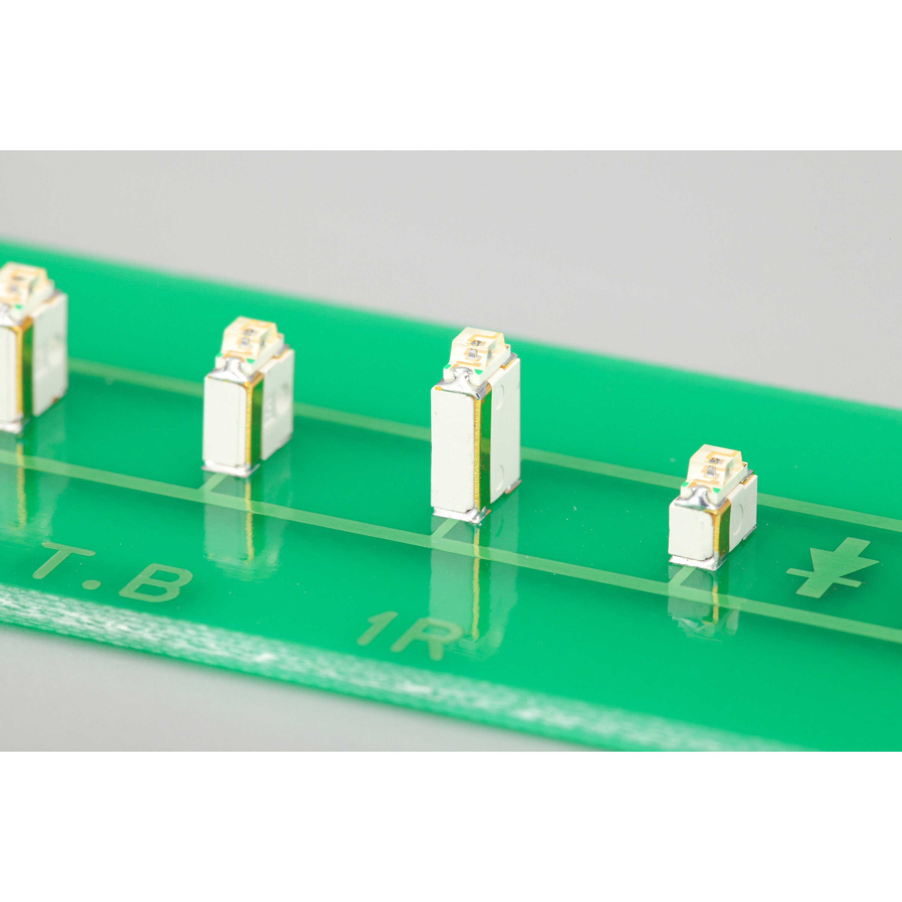新作人気 LJ-7-B 表面実装用LED用スペーサー マックエイト 1リール(100個) クラフト・布製品