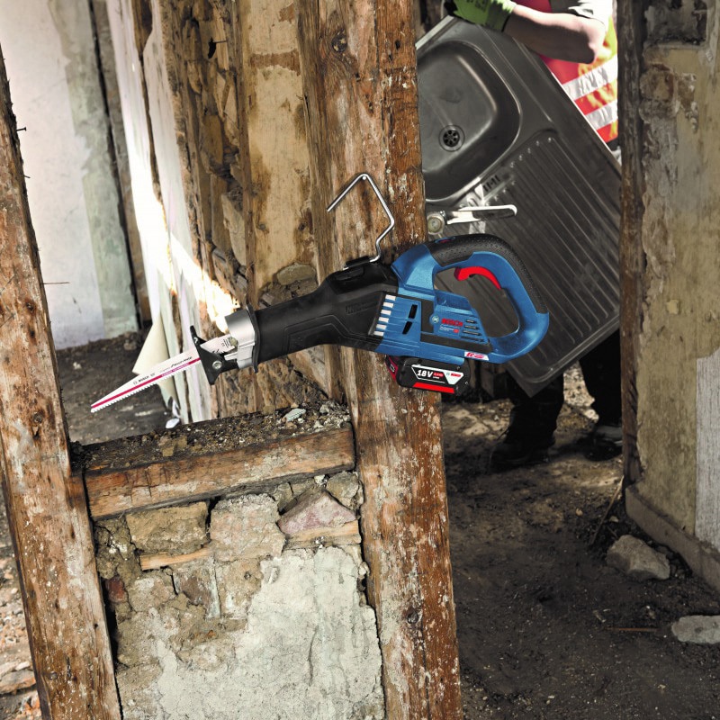 ボッシュ 18Vコードレスセーバーソー本体のみ GSA18V-32NH