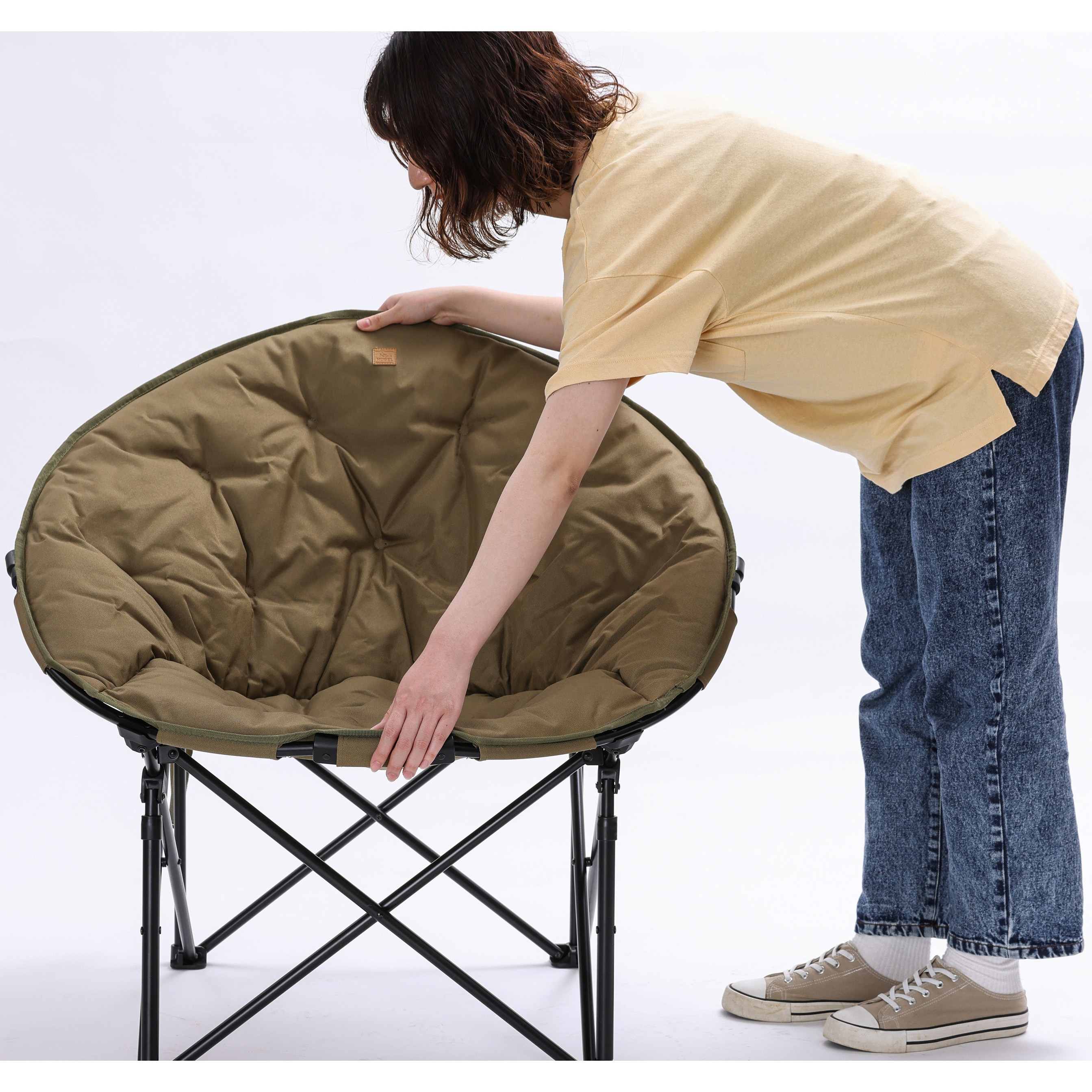 CC-MOC ムーンチェアコンパクト アイリスオーヤマ カーキ色 幅