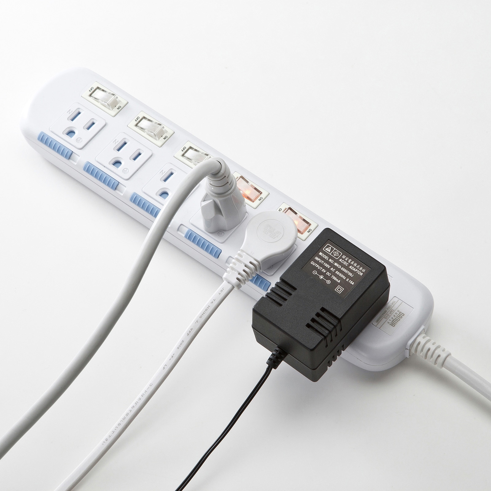 zhangrui723405さん専用　3口 電源タップ サンワサプライ 3P電源タップ 【通販モノタロウ】