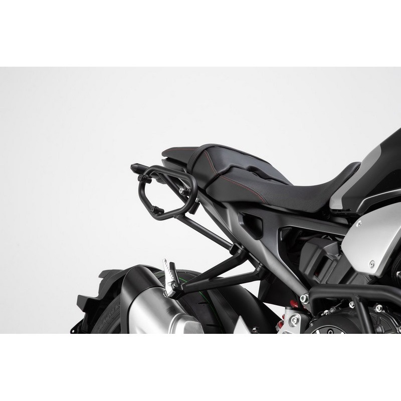 HTA.18.899.11000 SLC サイドキャリア 右側 Harley Davidson Softail Street Bob (18-).  HTA.18.899.11 1個 SW-MOTECH (エスダブリューモテック) 【通販モノタロウ】