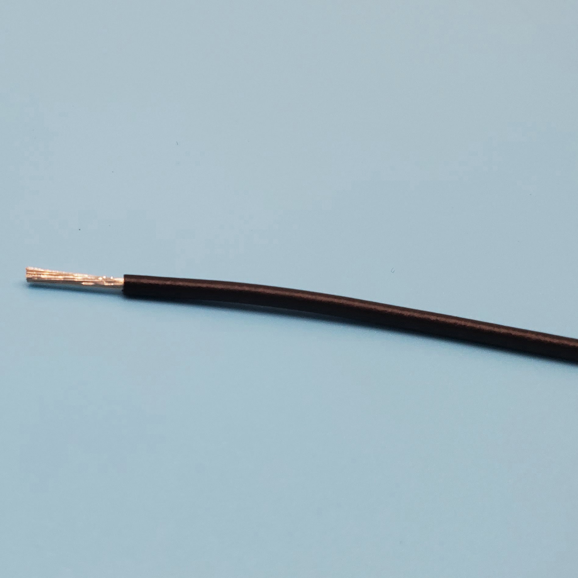 UL1007 AWG26 クロ UL1007 AWG26 1本(305m) 品川電線 【通販モノタロウ】 5,738円