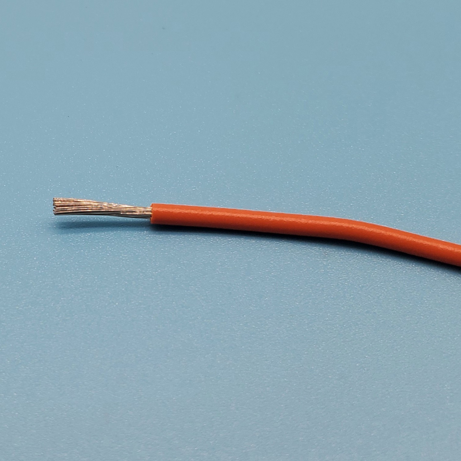 UL1007 AWG22 ダイダイ UL1007 AWG28 1本(305m) 品川電線 【通販 