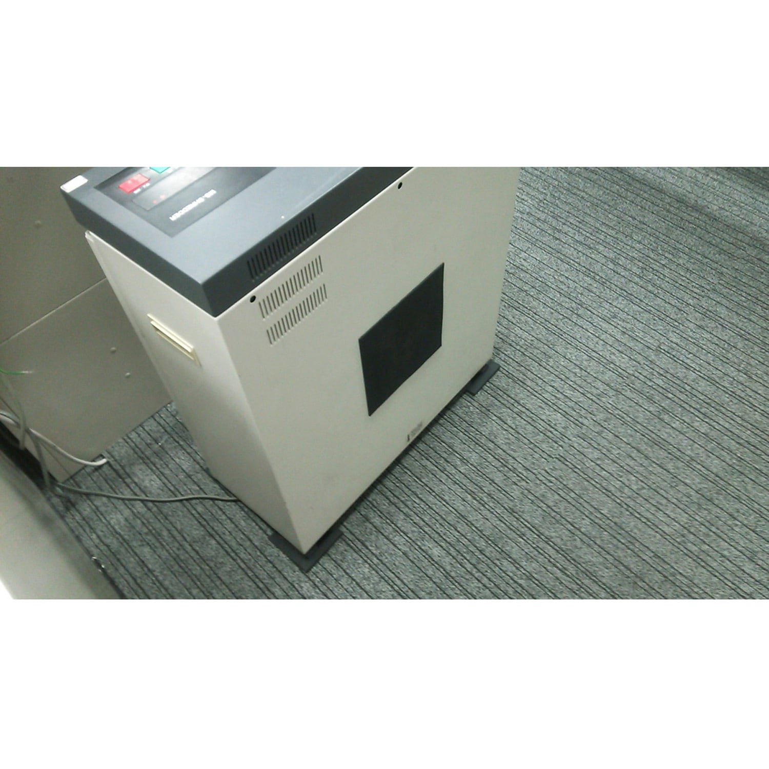 イノアック 騒音対策素材 吸音材カームフレックス F140-240M 6枚セット イノアック 騒音対策素材 吸音材カームフレックス F140-240M 6枚