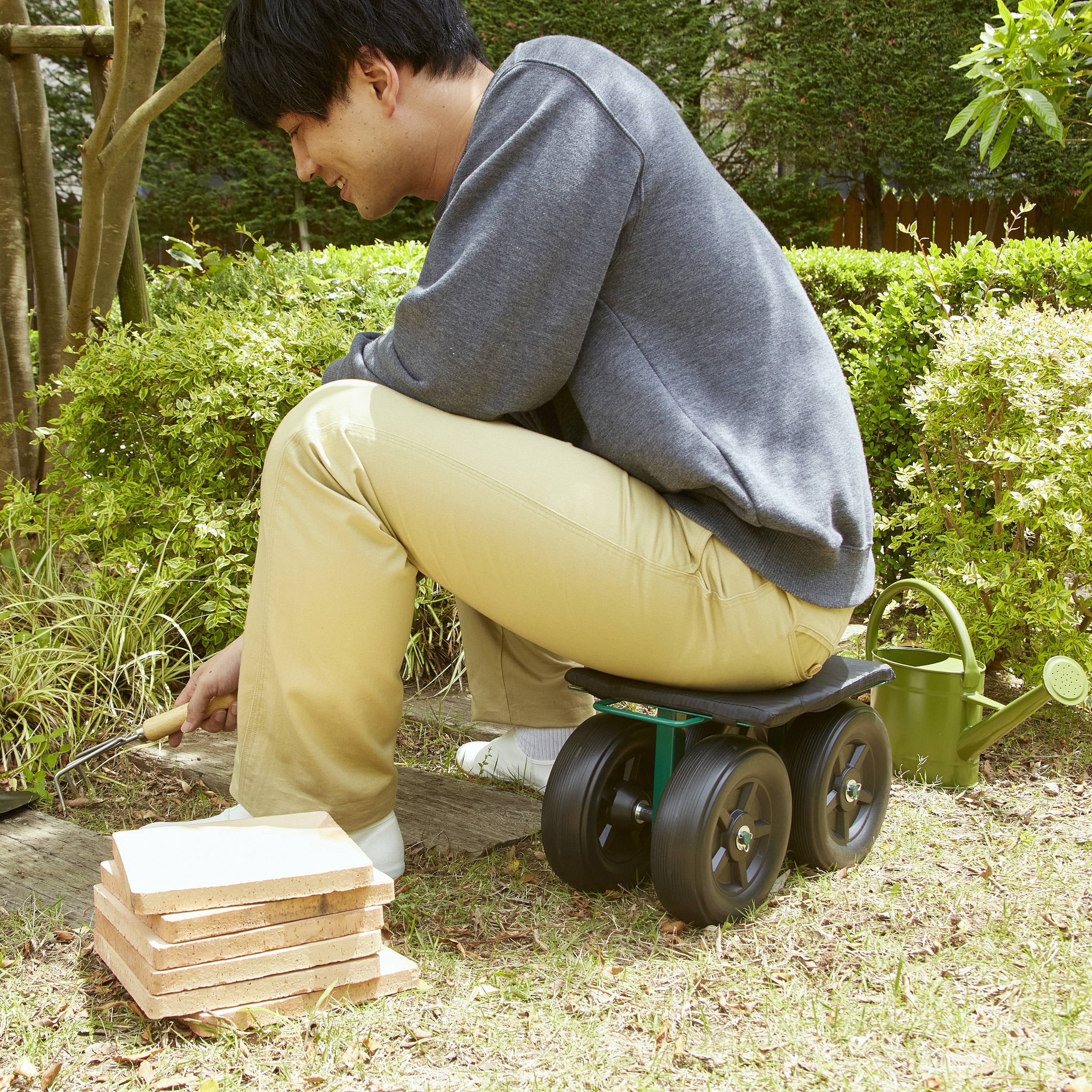 イス 作業用 タイヤ付き 1個 モノタロウ 【通販モノタロウ】