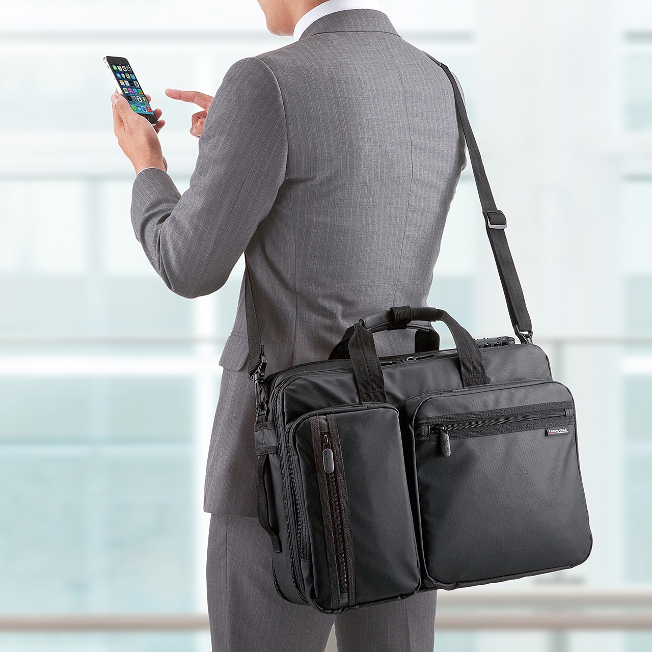 200-BAG048WP 3WAYビジネスバッグ サンワダイレクト ブラック色 20L