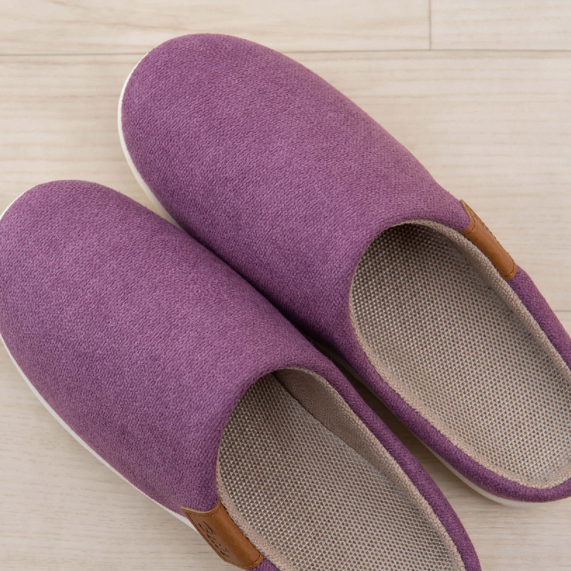 28595 Beide3(バイデスリー) 室内・屋内兼用 スリッパ Beide パープル