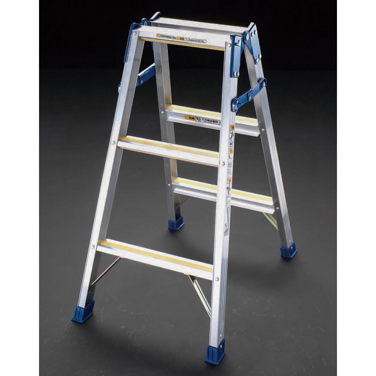 EA903AM-21 脚立(ワイドステップ/滑り止め付) エスコ 天板高さ0.52m  EA903AM-21 12,168円