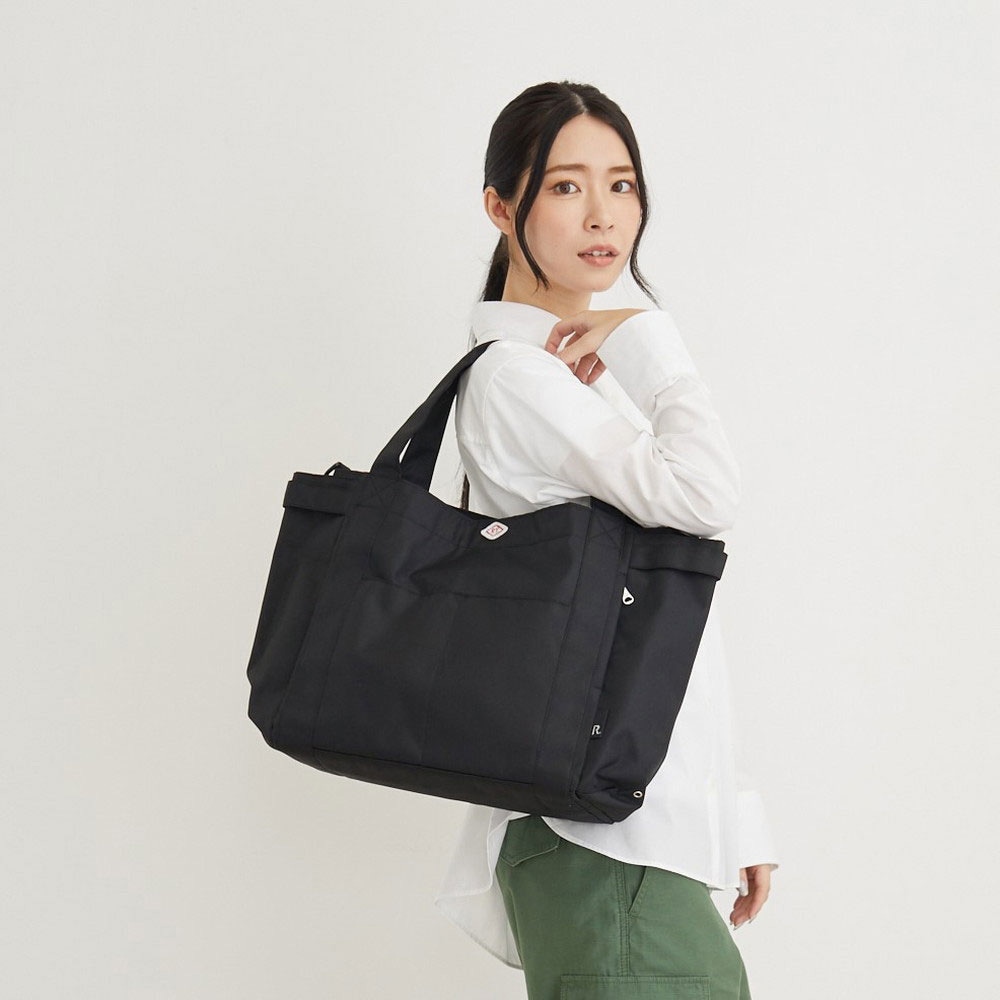 モンポケ　ルートート　スクエアパフトート　ブラック ルートート スクエアパフトート│monpoke│モンポケ│GOODS