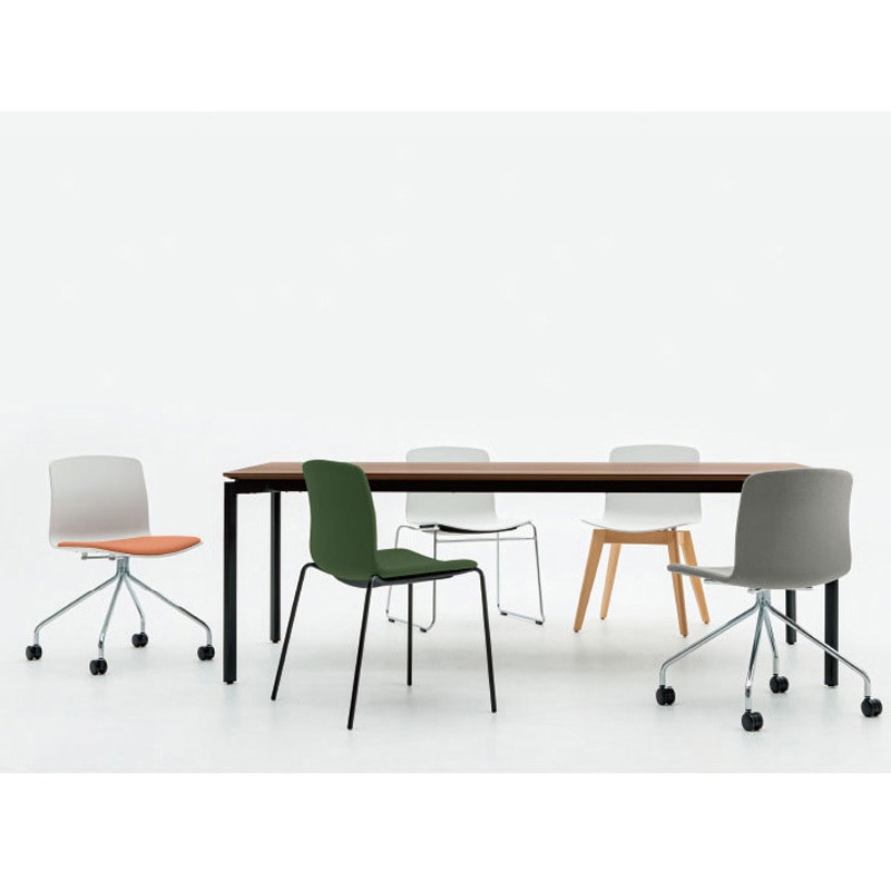 6-114-1400 ミーティングチェア ricco[リッコ]4本脚(キャスタータイプ) 内田洋行 メッキ 質量6.3kg   6-114-1400