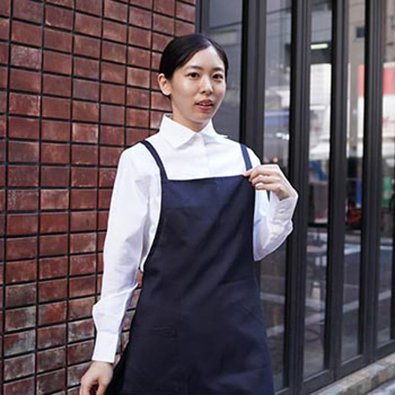 8103 ポケット付き胸あてエプロン (ポリエステル100%) STATUSUNI