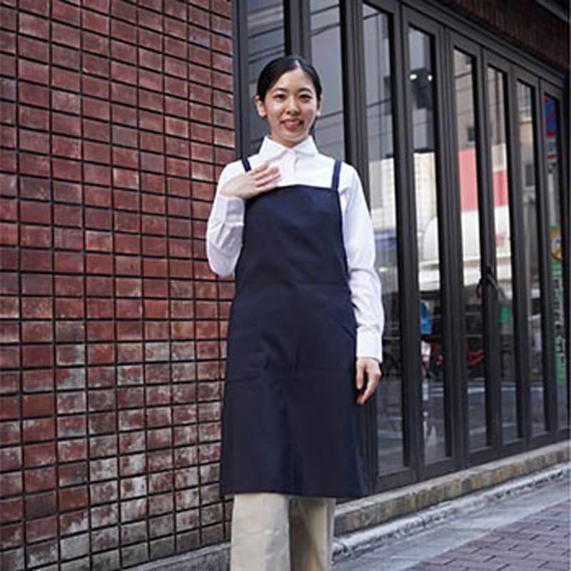 8103 ポケット付き胸あてエプロン (ポリエステル100%) STATUSUNI