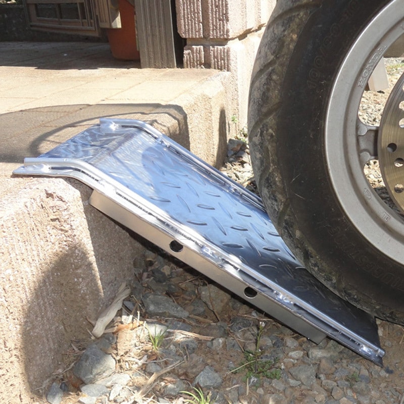 ASM-2033 スチールミニスロープ アルミス 幅200mm奥行373mm高さ