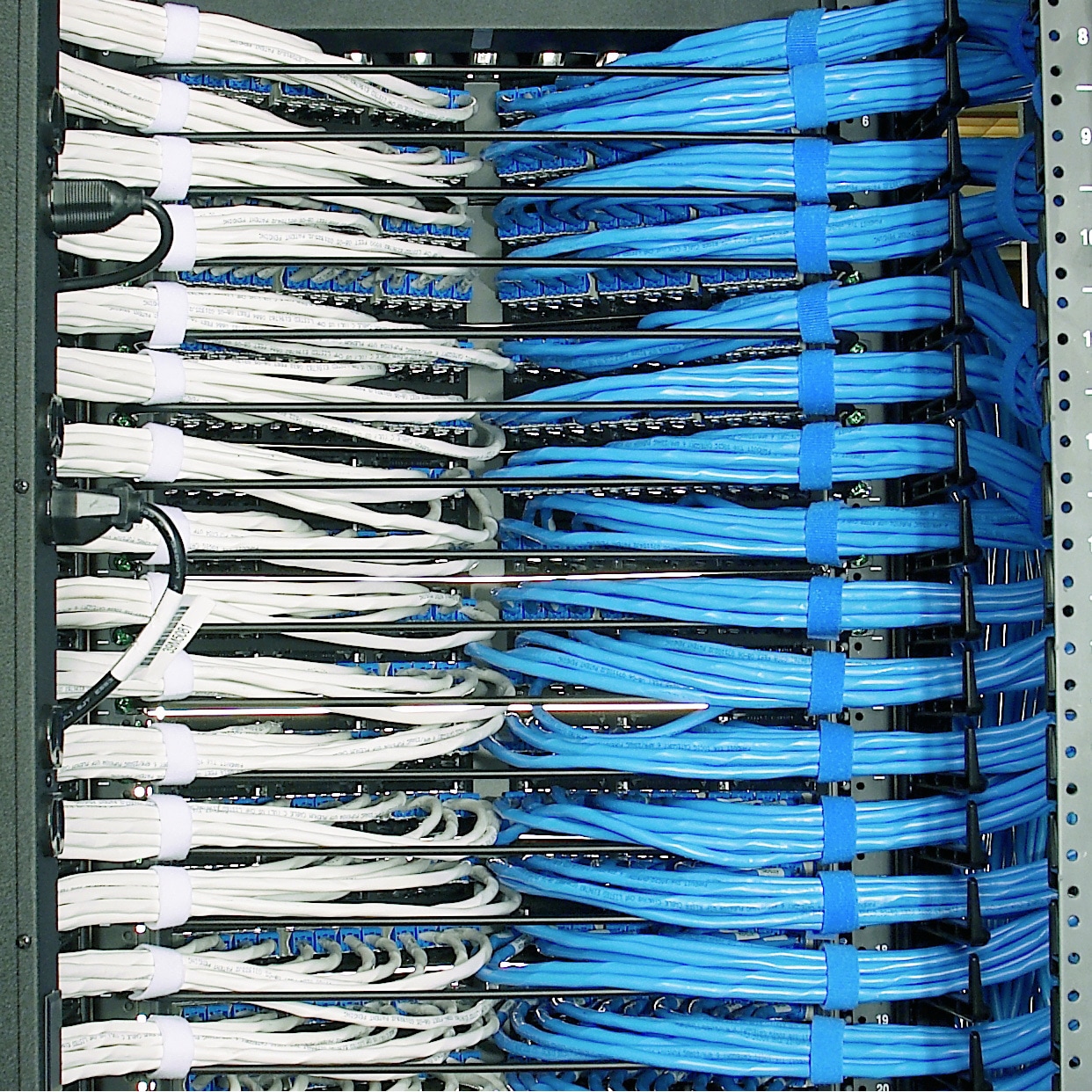 HLM-15R6 タックタイ ロールタイプ PANDUIT(パンドウイット) 幅8.4mm長