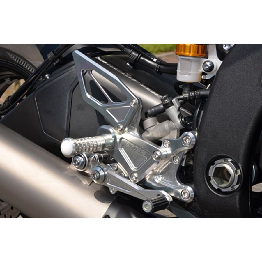 312-278-000 バックステップ [4P] AGRAS YZF-R6 17用 312-278