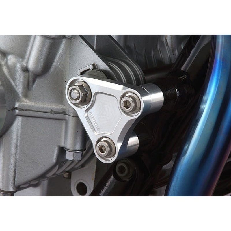 356-251-000 エンジンハンガー AGRAS シルバー色 10,765円