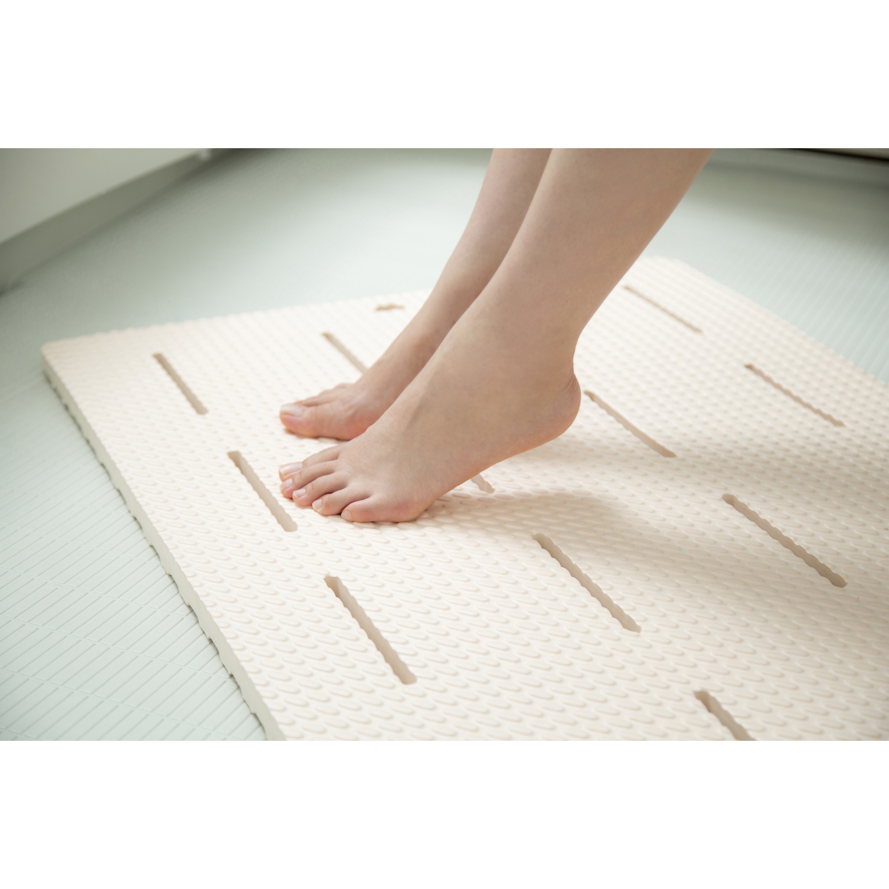 BM-6085E バスマット アイリスオーヤマ ベージュ色 BM-6085E - 【通販