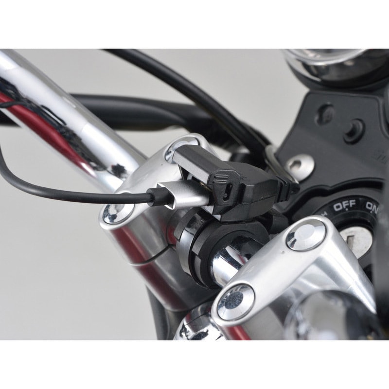 99502 バイクセンヨウUSB1ポートACC2.4A 1個 DAYTONA(デイトナ) 【通販