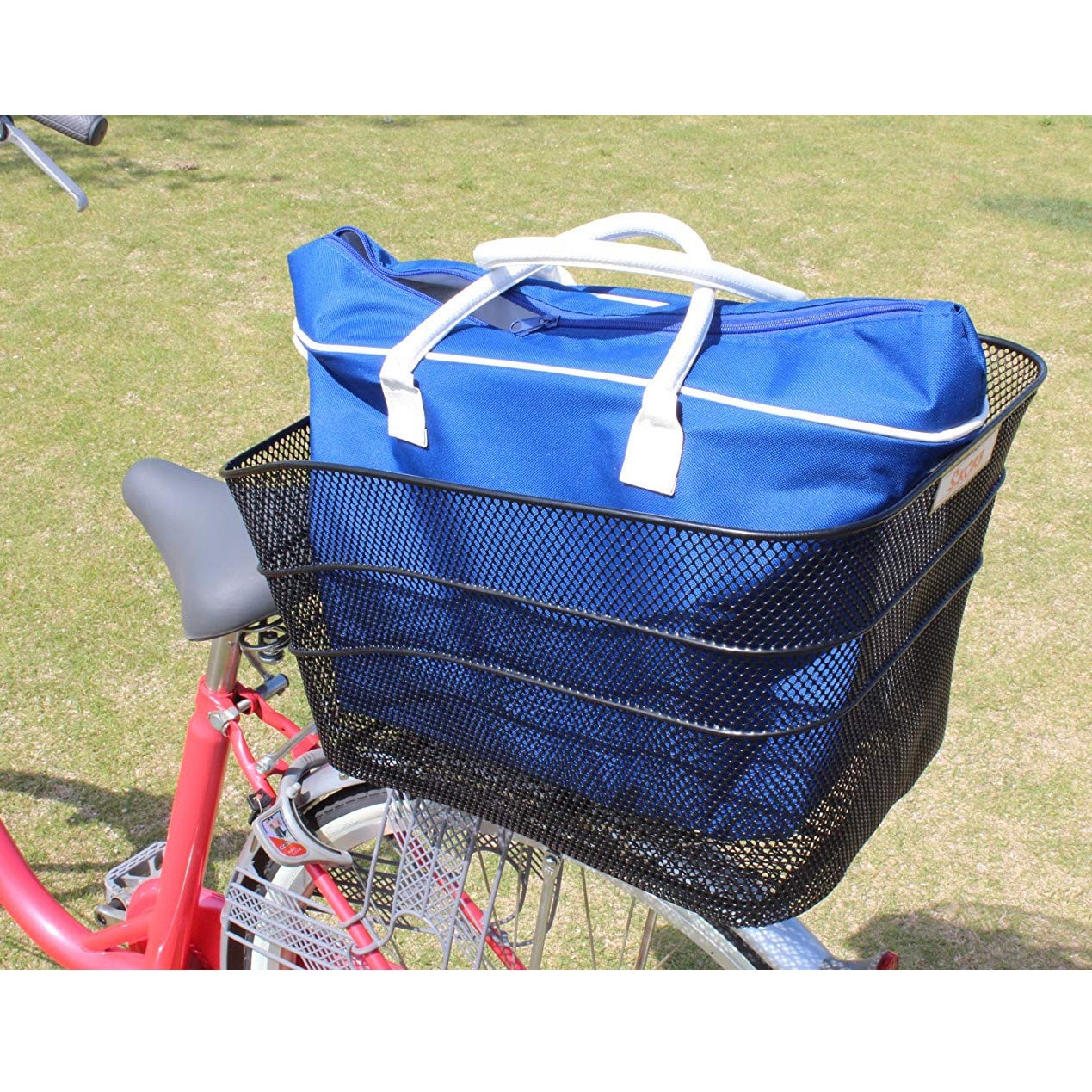 青色三輪自転車 メッシュバスケット付き 青色三輪自転車 メッシュバスケット付き 衝撃に強くていろいろな