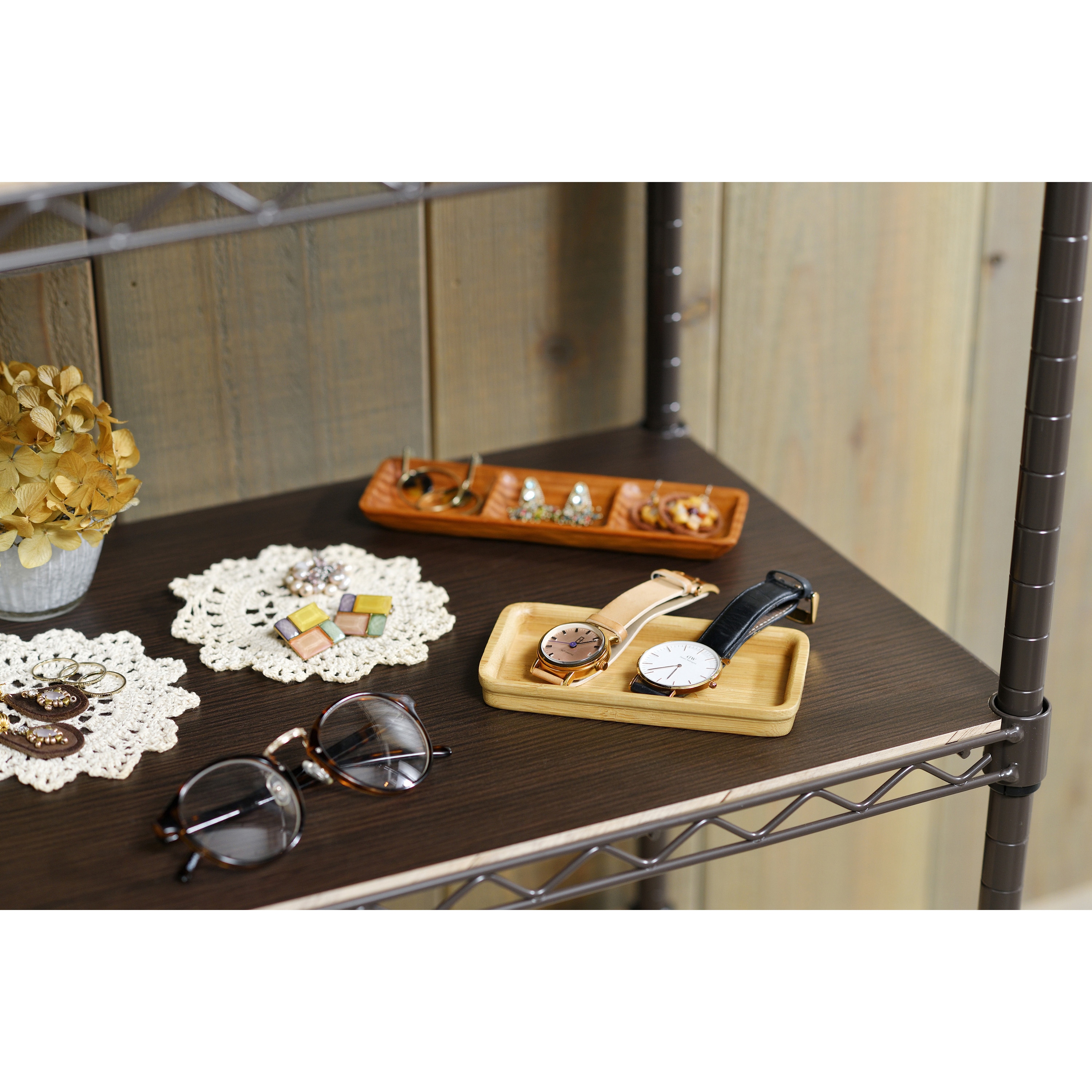 ☆カラーメタルラック CMM-55104B ブラック jtx 768308 アイリス 全国配送可 スチールラック 幅55cm 4段 カラーメタルラック ウッドボード付き CMM