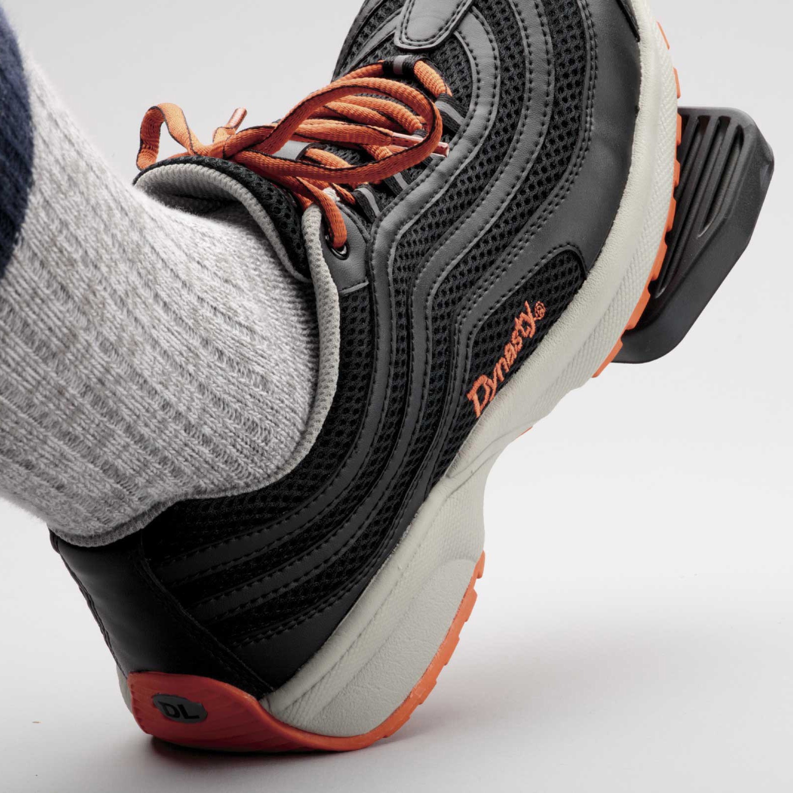 DIADORA RB-27-安全靴ブラック ✕オレンジXゴールド ディアドラ