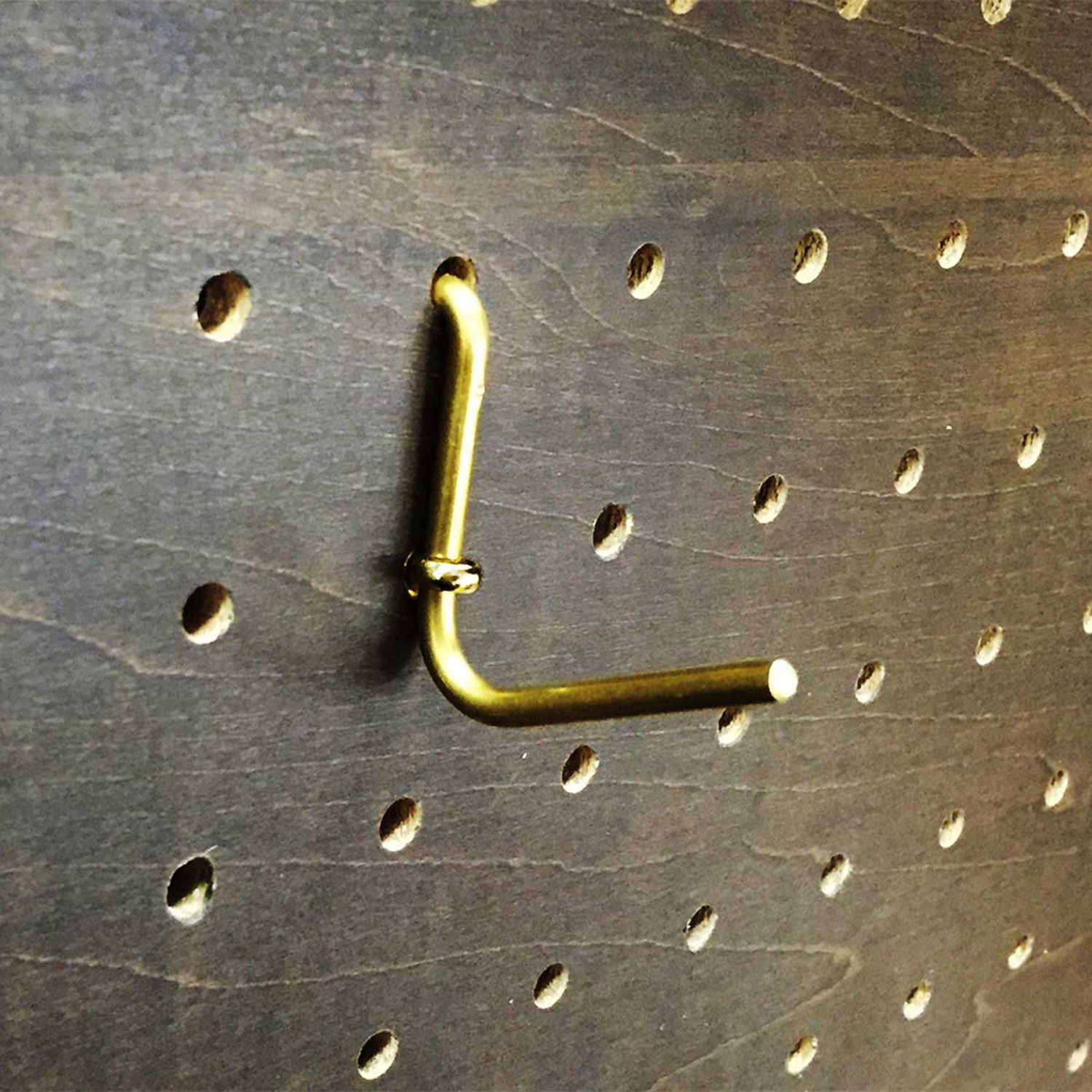 ANB-714 穴あきボード Classic 真鍮フック 1袋(2本) WAKI(和気産業