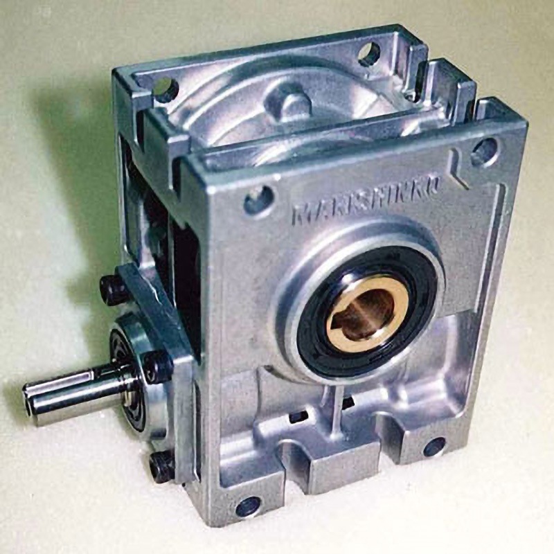 MAO 25 C 40 小型一段ウォーム減速機 マキシンコー フランジ取付