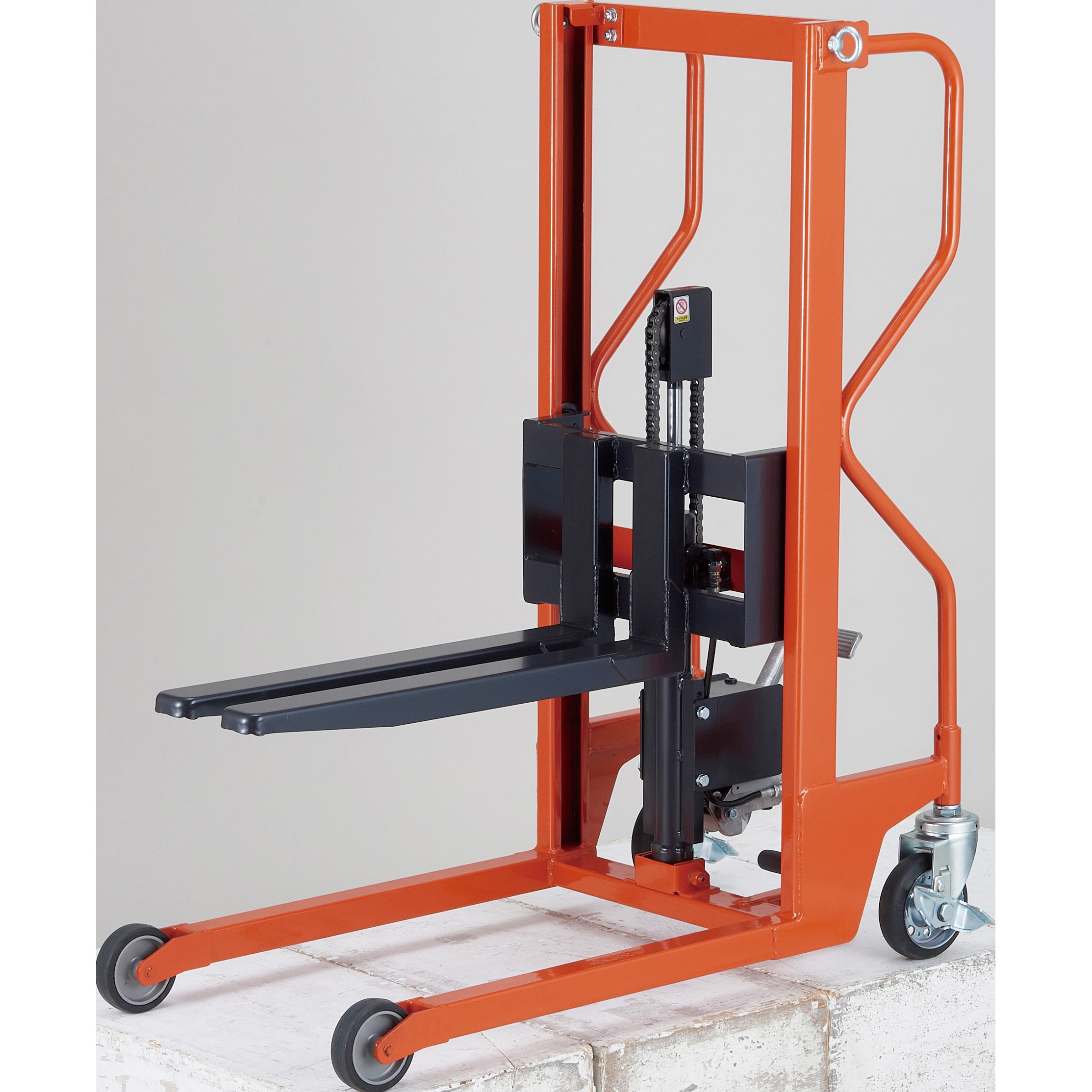 BEA-H150-8C ”車載用コゾウリフター”(足踏み油圧式・ロングフォークタイプ) TRUSCO 荷重150kg フォーク高さ100～820mm全高1100mm  BEA-H150-8C