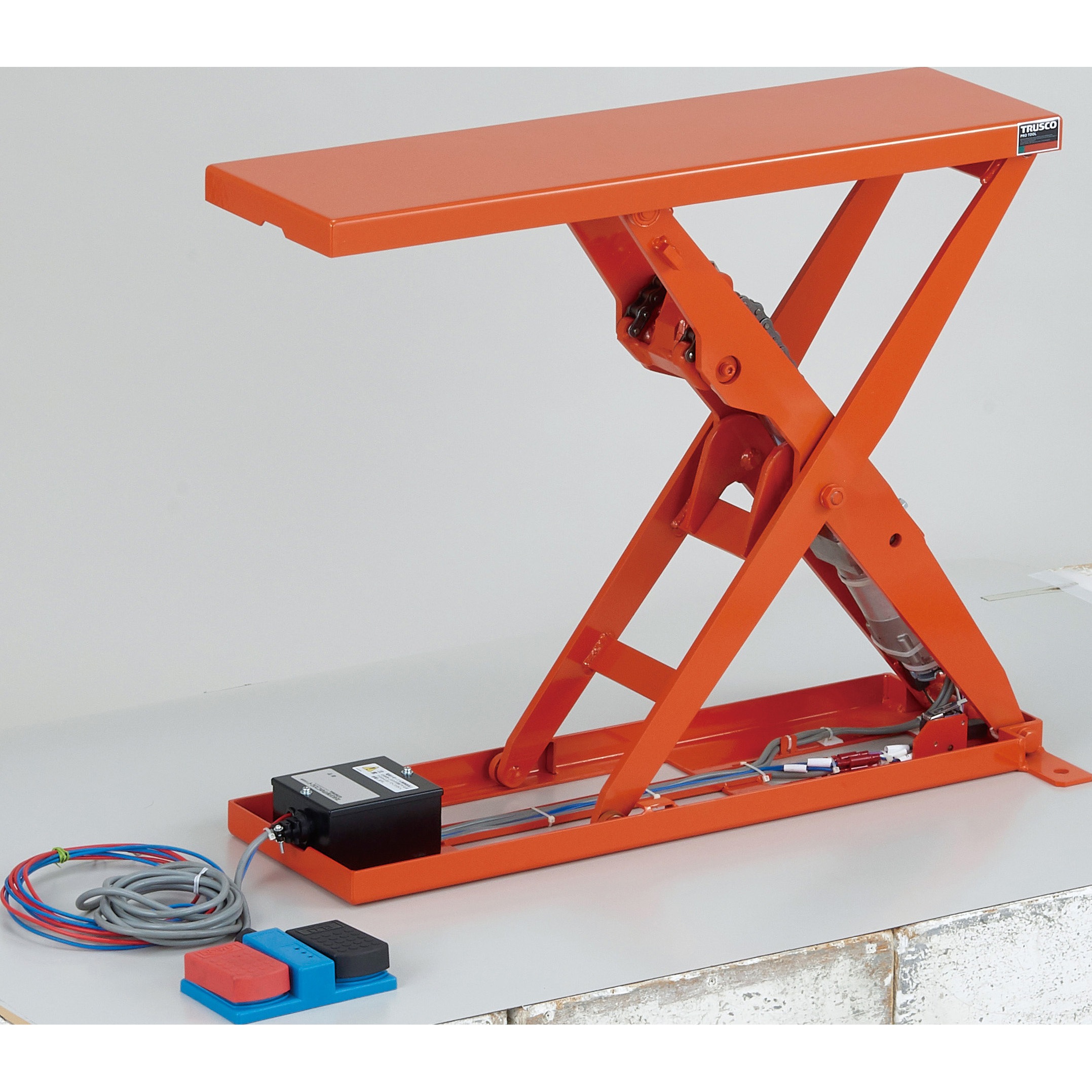 HLEBA-10-2507-D2 ”スリムリフト”(電動ボールねじ式・DC24V) TRUSCO 荷重100kg テーブル高さ80～580mm  HLEBA-10-2507-D2 174,900円