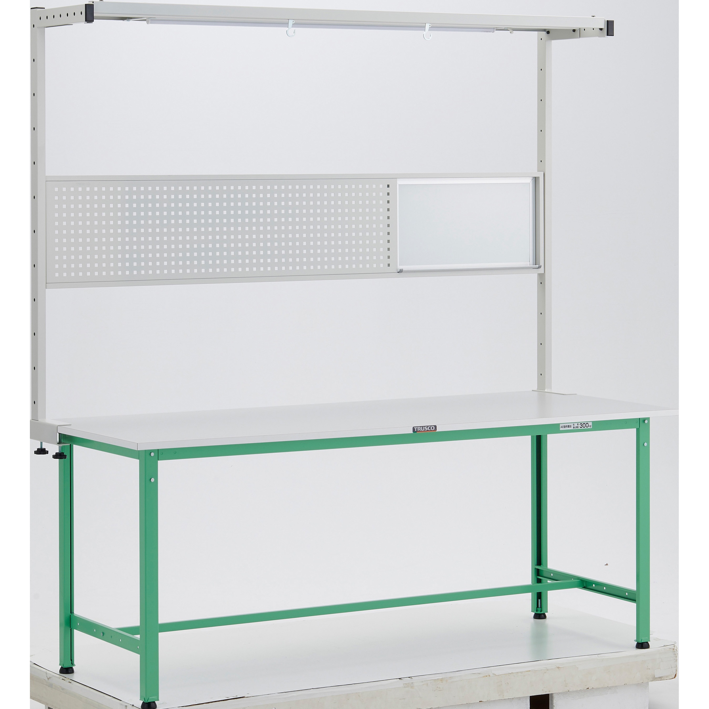 RAE-1800THFS YG 軽量作業台(ツールハンガーオプションフルセット付)リノリューム張 TRUSCO 荷重300kg 間口1800mm奥行750mm高さ1948mm  RAE-1800THFS YG