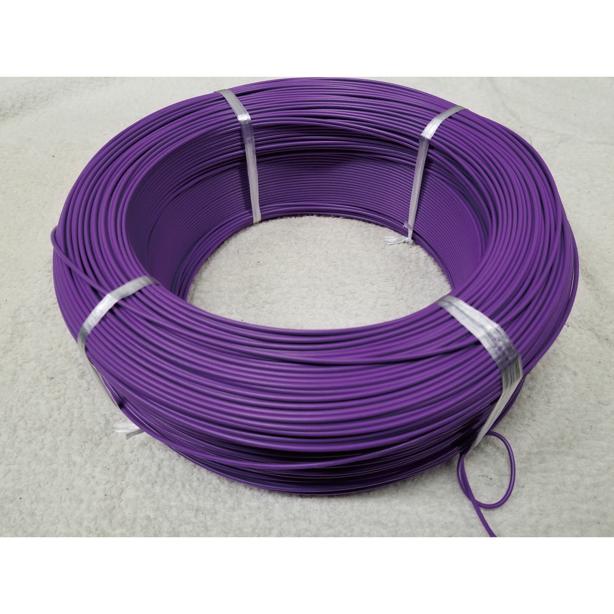UL1007 #22 ムラサキ 非鉛耐熱PVCワイヤ PROTERIAL(プロテリアル) より線 300V 導体外径0.76mm導体サイズ22AWG[mm<sup>2</sup>] 1巻(610m)