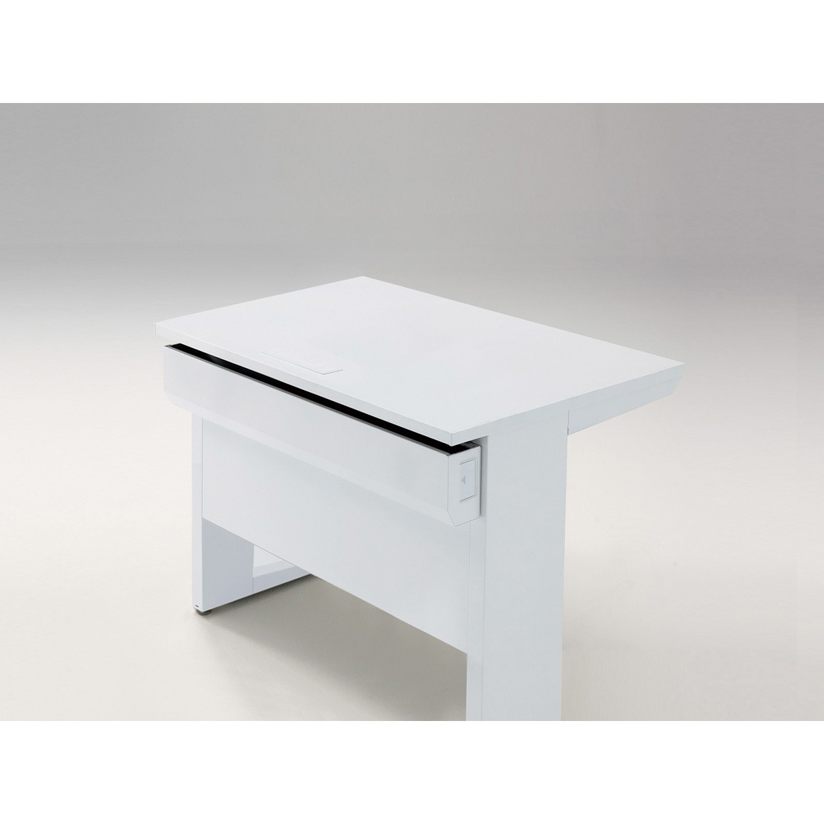 CZRA-100D-W9 CZRケーブルダクト＜配送時組立サービス付＞ 1台 イトーキ 【通販モノタロウ】