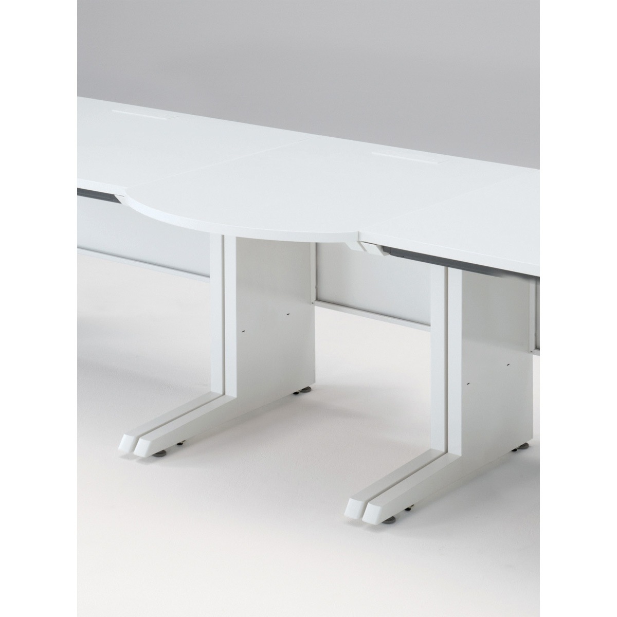 CZR-0798WJS-9W9 CZRSサイドテーブルS＜配送時組立サービス付＞ イトーキ 組立・設置・取付 高さ722mm幅699mm奥行950mm  CZR-0798WJS-9W9