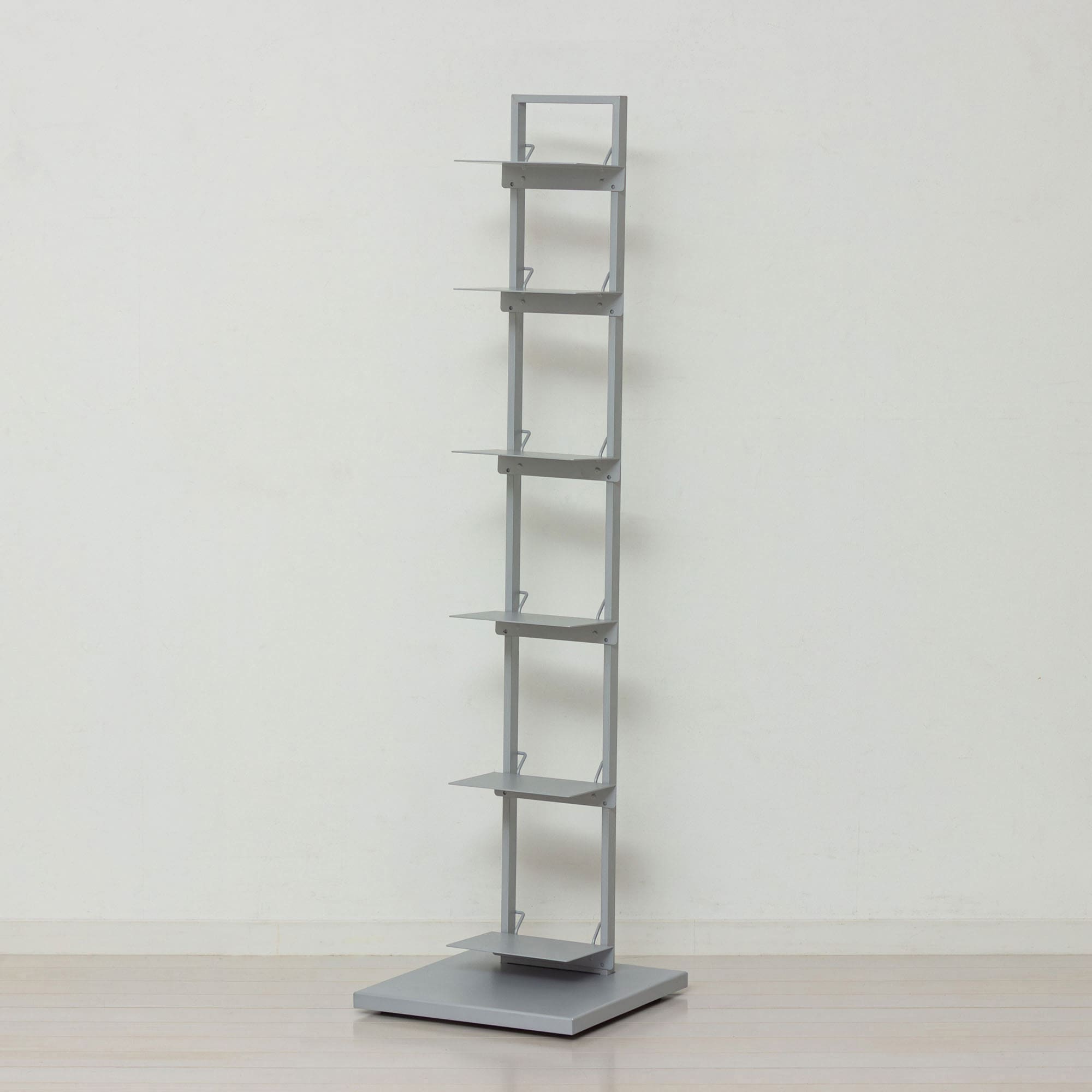 22861 ブックタワーシェルフ クロシオ スチール・粉体塗装 組立式仕様