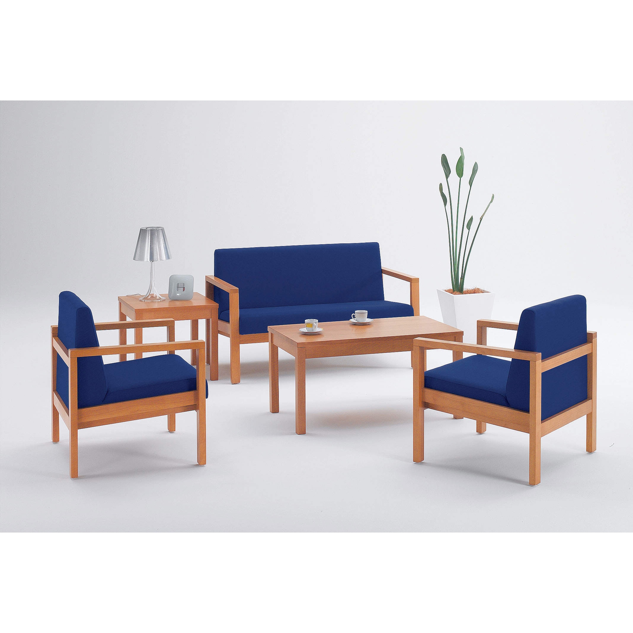 F-666AC 応接アームチェアー LION (ライオン事務器) インディゴ色 高さ730mm幅650mm奥行630mm  F-666AC