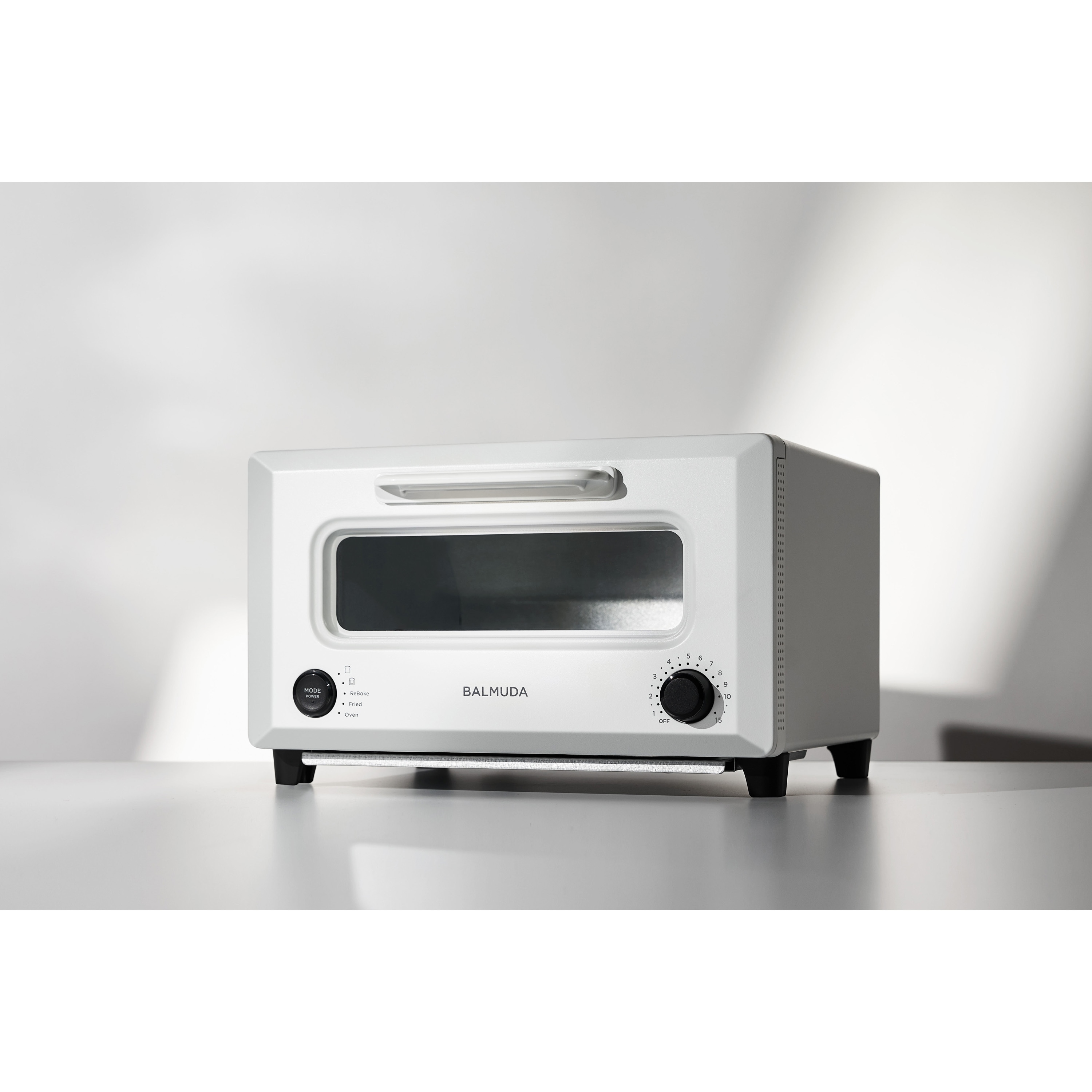 バルミューダ　オーブントースターリベイカー　型式　KTT01JP-WH KTT01JP-WH トースター バルミューダ ホワイト色 KTT01JP-WH - 【通販