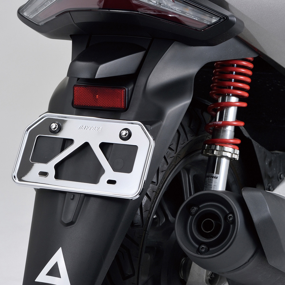 大特価 pop オートバイのナンバープレートホルダープロテクターブラケット ElectricalDeviceMounts