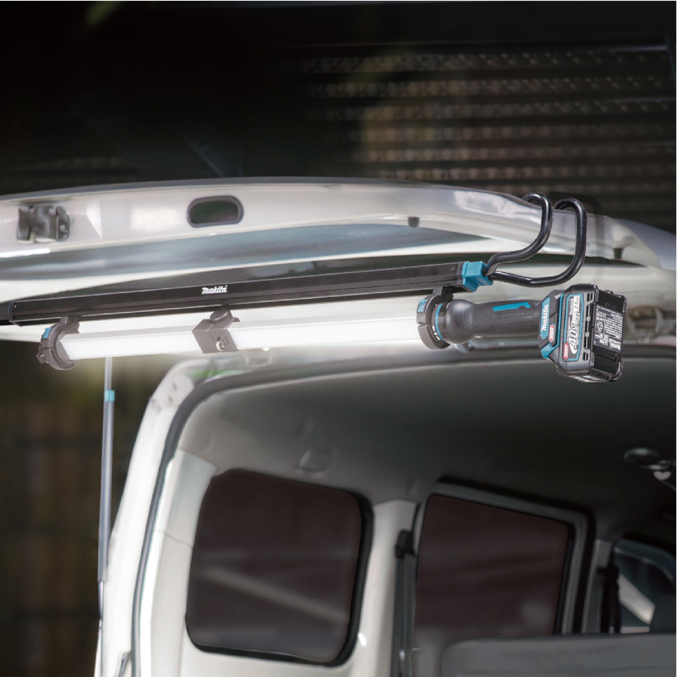 マキタ 充電式ワークライト ML012G 本体のみ 楽天市場】【在庫あり】マキタ 充電式ワークライト 40V ML012G