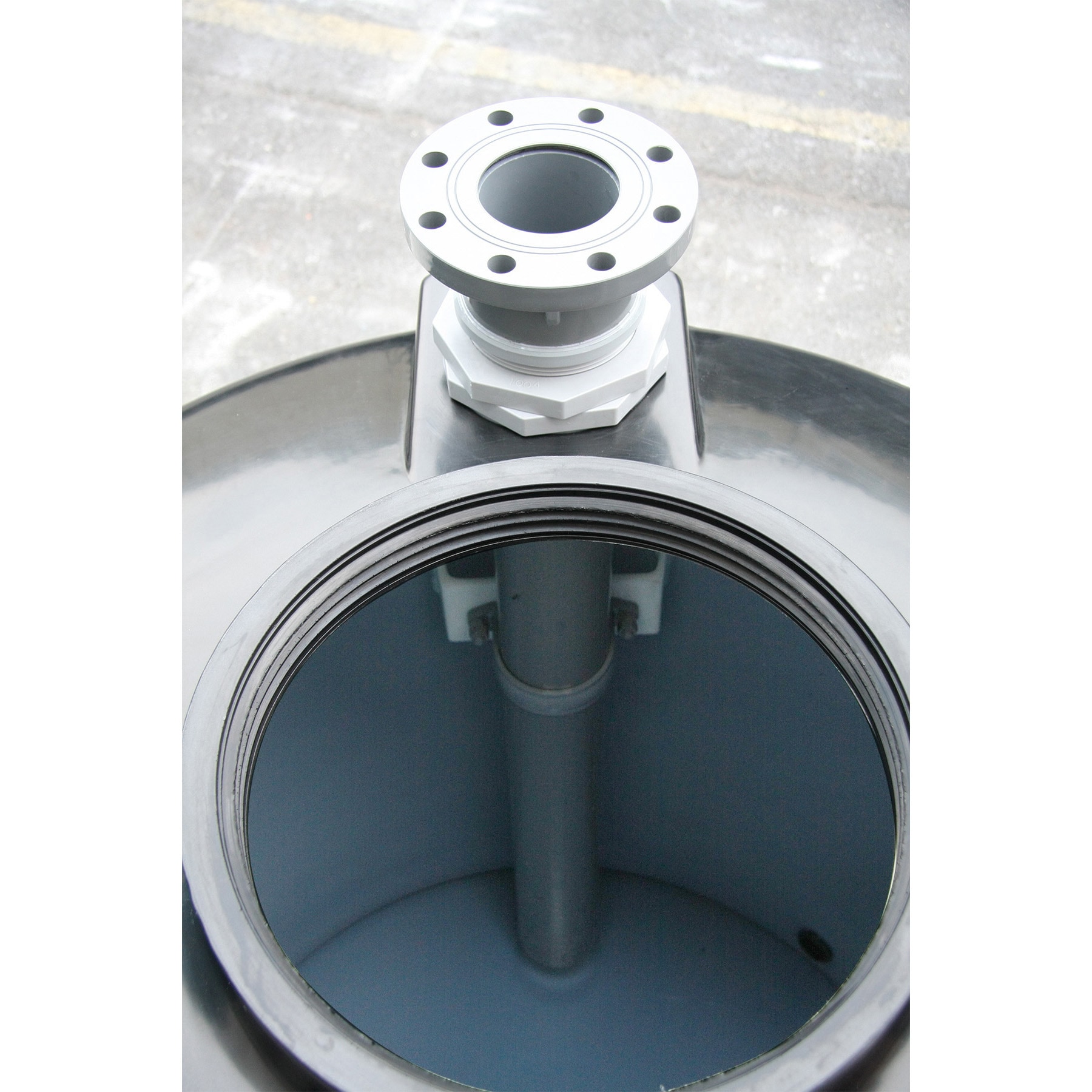 スイコー MTTタンク MTT-2000 黒 M型丸形容器 2000L 1315Φ×H1640 M-2000 液体貯蔵用タンク スイコー