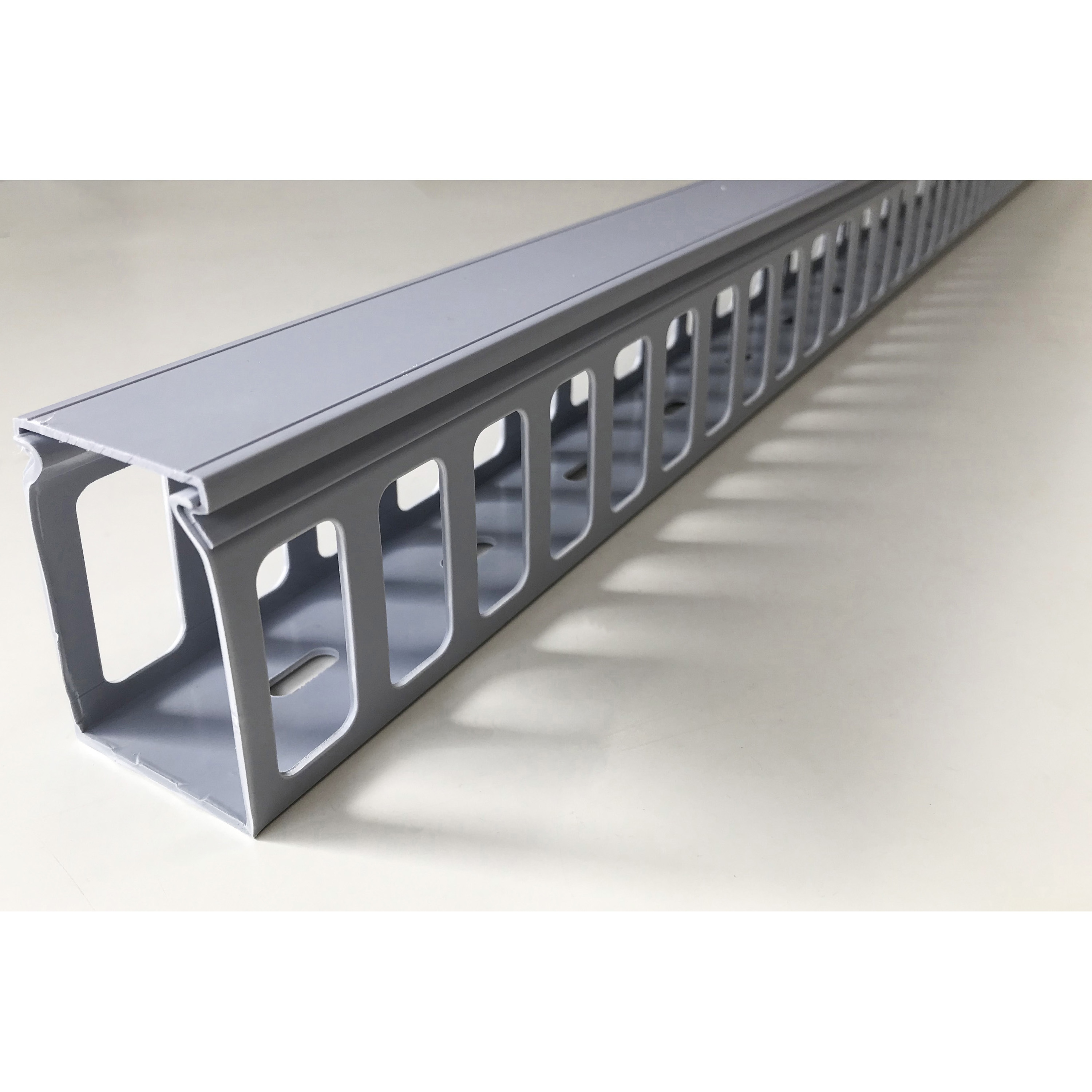 【新品未使用】ハイセンダクト ID-66 株式会社イカイ IKAI 2m 30本 ID48-W-20 ハイセンダクト 1本 イカイ 【通販モノタロウ】