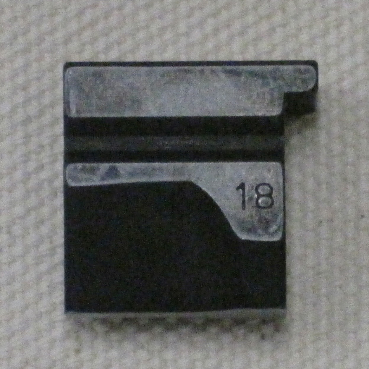 S37194001 ブラザー 鳩目穴かがり用 ハンマー 1個 ノーブランド 【通販モノタロウ】